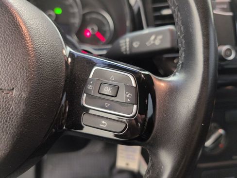 Used 2017 Volkswagen Beetle 1.8T S image 40