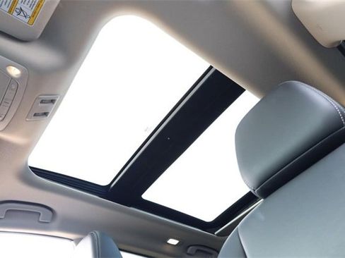 Certified 2024 Nissan Murano SL image 8