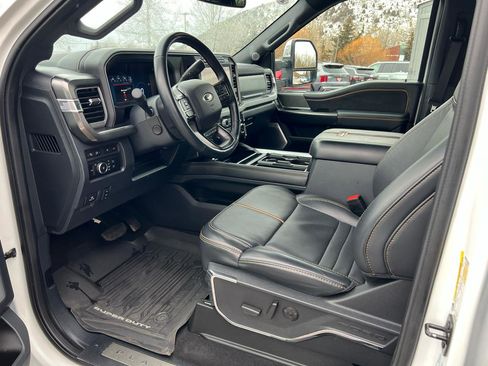 Used 2024 Ford F250 Platinum w/ Tremor Off-Road Package AWD/4WD image 18