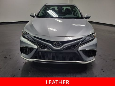 Used 2024 Toyota Camry XSE FWD image 3