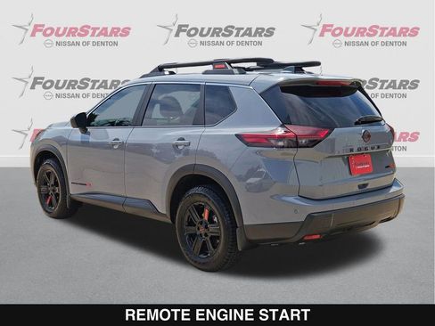 Used 2025 Nissan Rogue SV AWD/4WD image 7