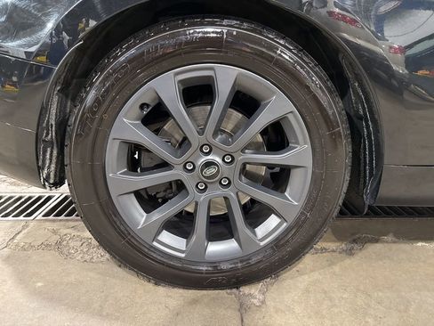 Used 2024 Land Rover Range Rover Sport Dynamic SE image 9