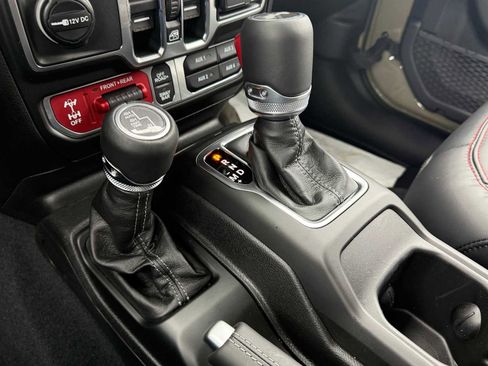 New 2026 Jeep Wrangler Unlimited Rubicon 392 w/ Quick Order Package 27X Moab AWD/4WD image 18