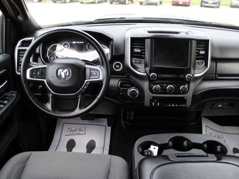 Used 2024 RAM 2500 Big Horn w/ Bed Utility Group image 11