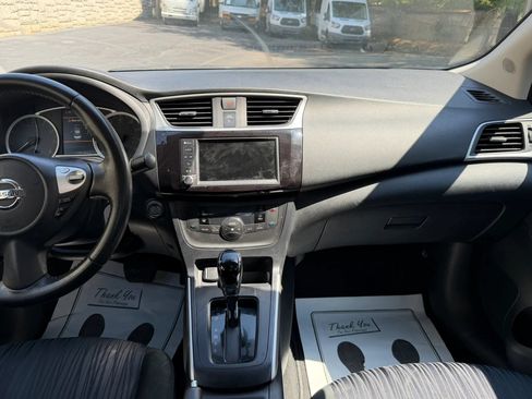 Used 2019 Nissan Sentra SV FWD image 19