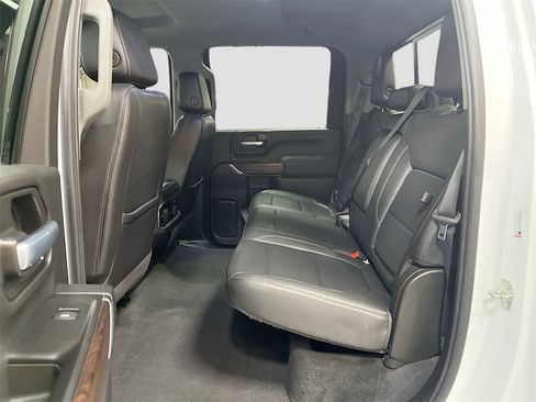 Used 2020 GMC Sierra 2500 SLT image 25
