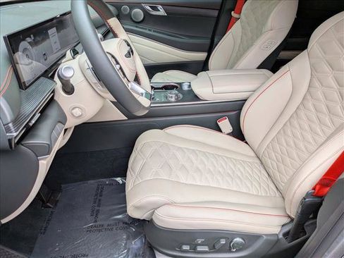 Used 2025 Genesis GV80 3.5T image 17