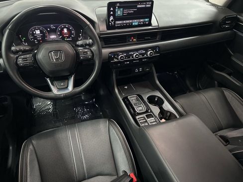 Used 2024 Honda Pilot Elite image 12