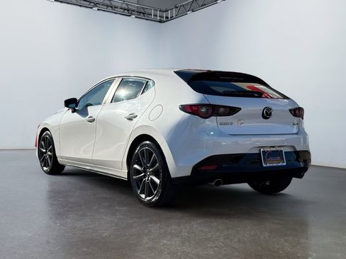 Used 2022 MAZDA MAZDA3 s image 7