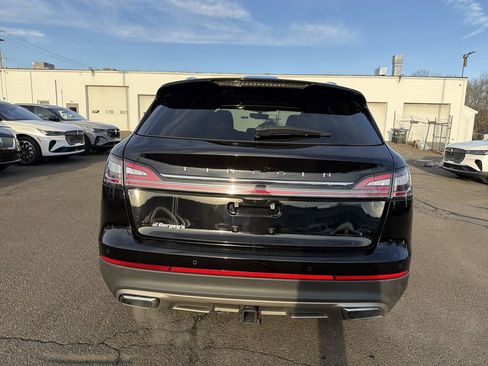 Certified 2023 Lincoln Nautilus Reserve w/ Equipment Group 202A image 4