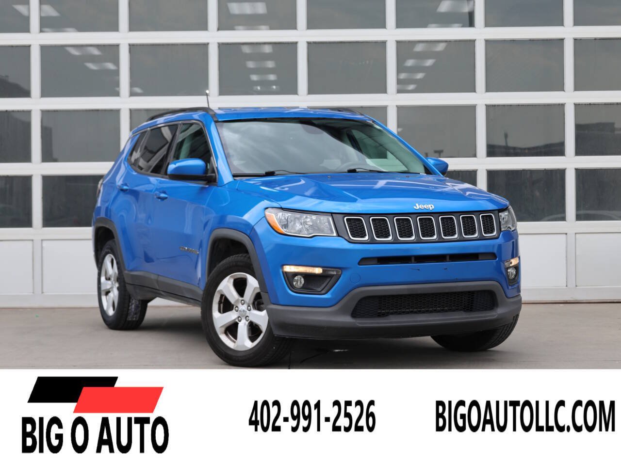 Used 2017 Jeep Compass Latitude w/ Popular Equipment Group AWD/4WD image 1