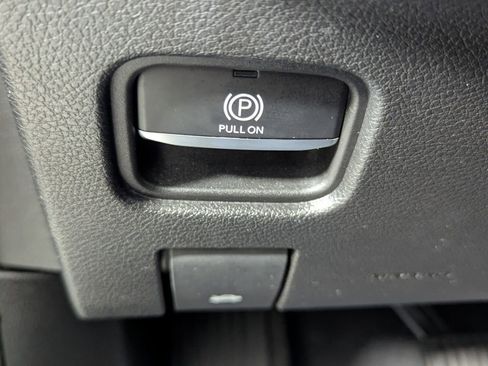 Used 2022 Jeep Grand Cherokee L Altitude image 14