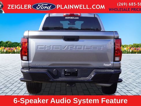 Used 2024 Chevrolet Colorado W/T image 4