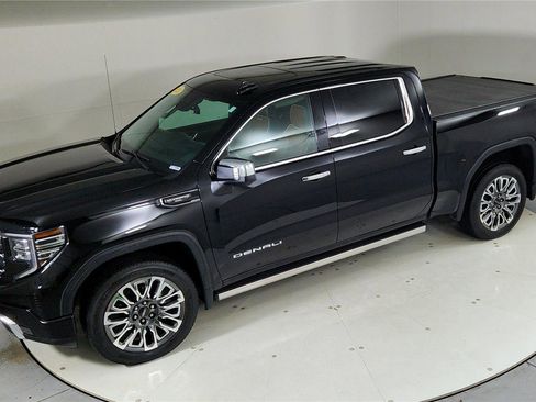 Used 2023 GMC Sierra 1500 Denali Ultimate AWD/4WD image 15
