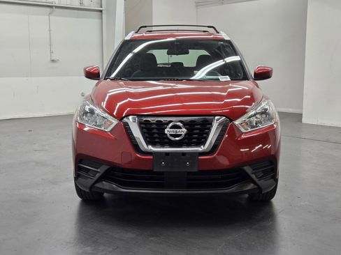 Used 2020 Nissan Kicks SV image 5