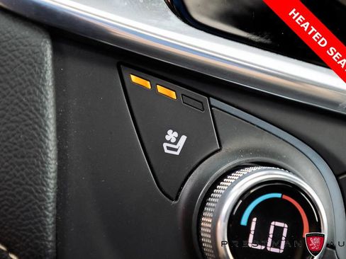 Used 2022 Chevrolet Traverse Premier w/ Redline Edition AWD/4WD image 14