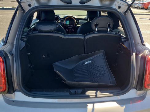 Used 2022 MINI Cooper S image 11