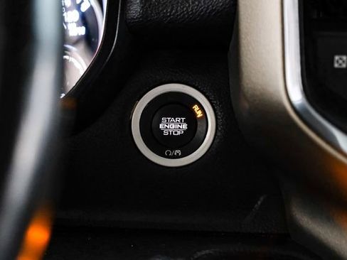 Used 2019 RAM 1500 Laramie w/ Protection Group AWD/4WD image 27