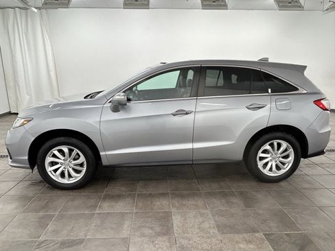 Used 2017 Acura RDX AWD w/ Technology Package image 2
