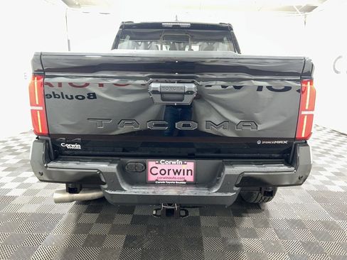 New 2025 Toyota Tacoma TRD Off-Road AWD/4WD image 5