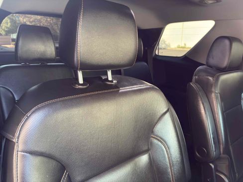 Used 2019 Chevrolet Traverse Premier w/ Redline Edition FWD image 52