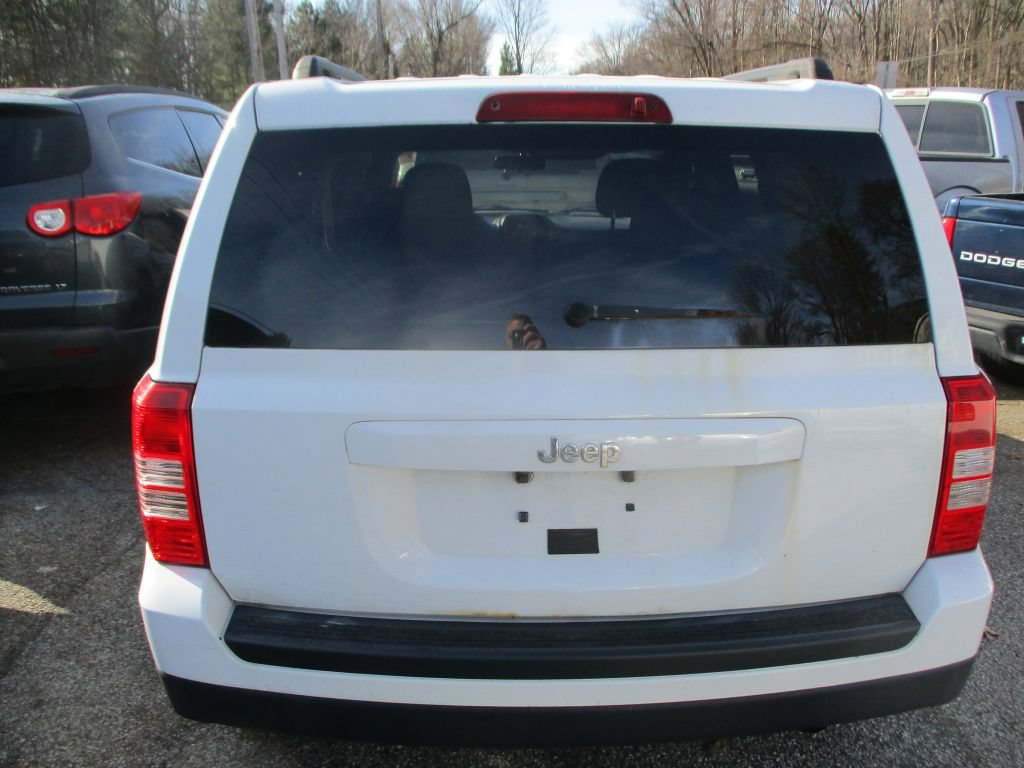 Used 2012 Jeep Patriot Sport w/ PWR Value Group FWD image 5