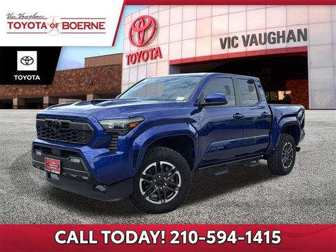 Certified 2025 Toyota Tacoma TRD Sport image 1