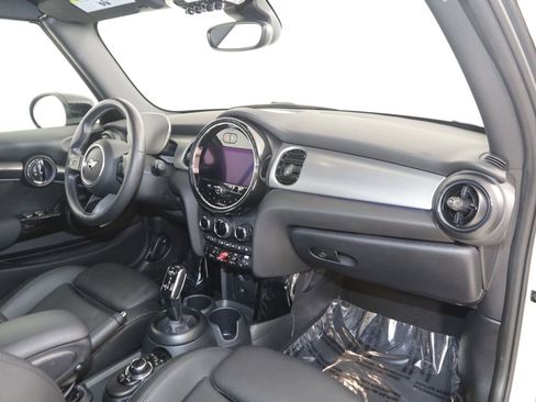 Used 2024 MINI Cooper S image 46