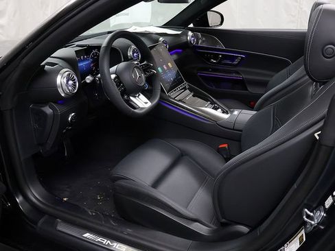 New 2026 Mercedes-Benz SL 63 AMG 4MATIC image 13