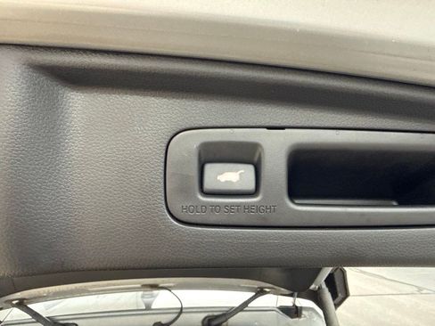 Used 2023 Honda CR-V EX-L image 5