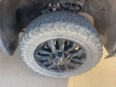 Used 2025 Chevrolet Silverado 3500 LTZ w/ Trail Boss Package image 25