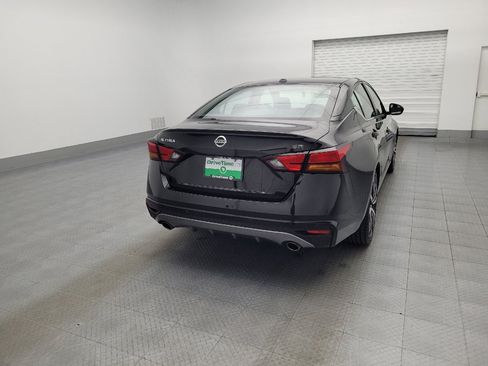 Used 2022 Nissan Altima 2.5 SR image 7