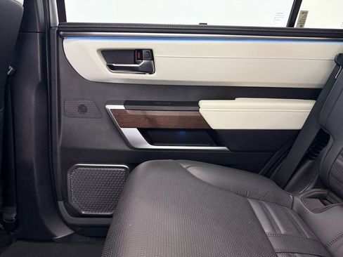 Used 2024 Toyota Sequoia Capstone image 33