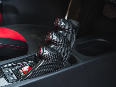 Used 2015 Ferrari 458 Speciale Coupe RWD image 60