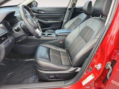 Used 2022 Nissan Altima 2.5 SR FWD image 9