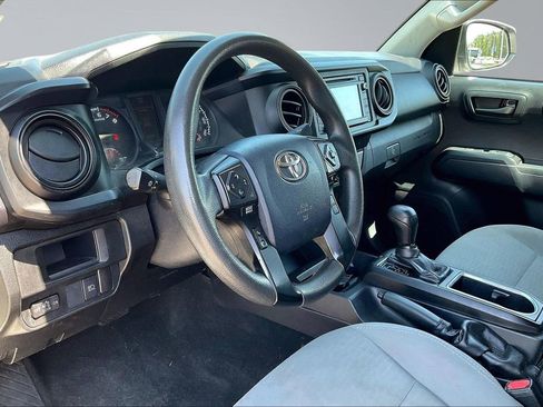 Used 2019 Toyota Tacoma SR w/ SR Convenience Package AWD/4WD image 13