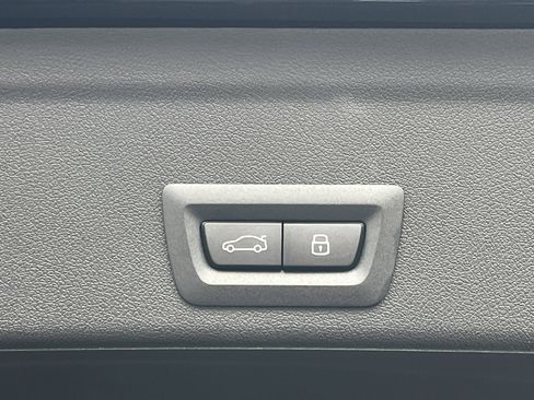 New 2026 BMW X6 xDrive40i image 30