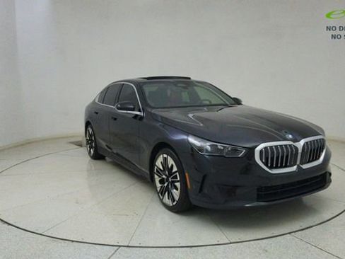 Used 2026 BMW 530i RWD image 62