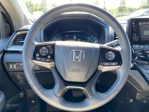 Used 2024 Honda Odyssey Touring image 11