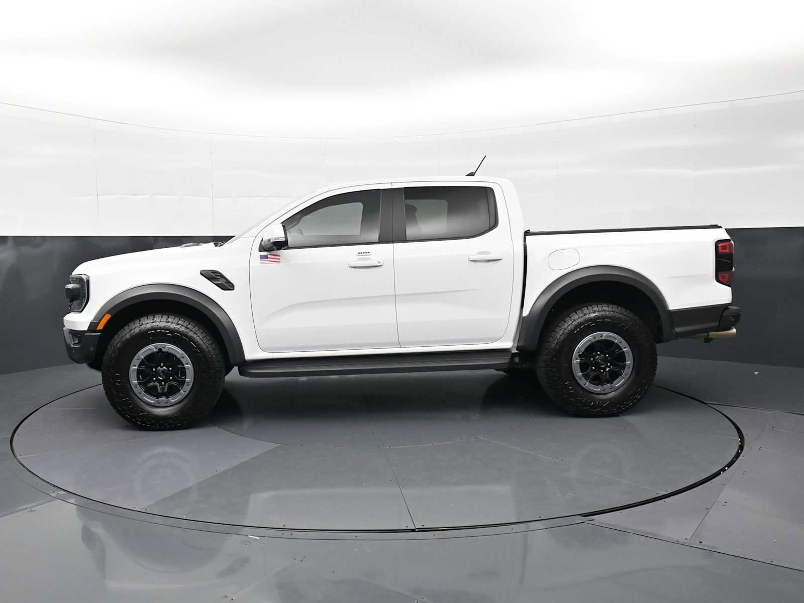 Used 2024 Ford Ranger Raptor AWD/4WD image 2