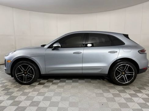 Used 2020 Porsche Macan AWD/4WD image 3
