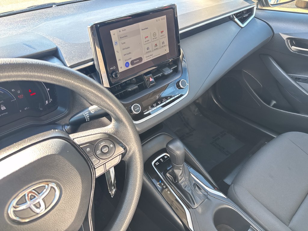 Used 2026 Toyota Corolla LE AWD/4WD image 21