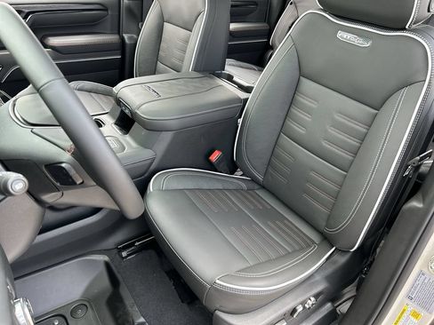 New 2026 GMC Sierra 2500 AT4X AWD/4WD image 20