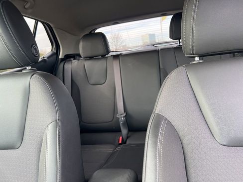 Used 2025 Buick Encore GX Preferred image 24