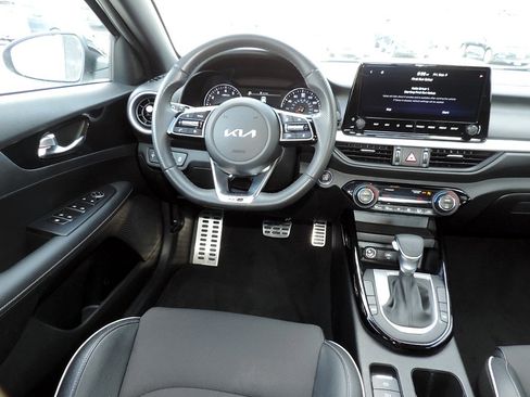 Used 2024 Kia Forte GT-Line FWD image 18