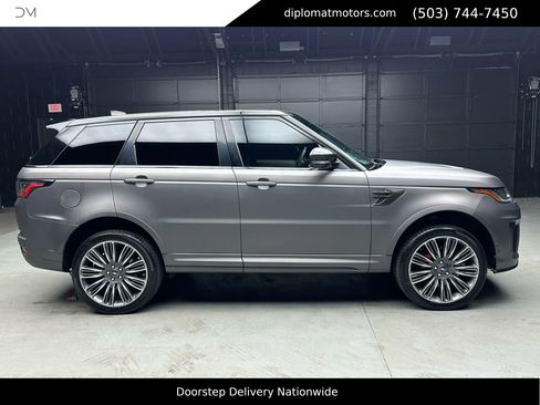 Used 2020 Land Rover Range Rover Sport SVR image 8