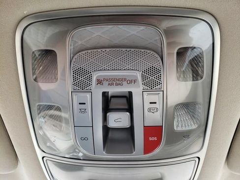 Used 2023 Genesis GV80 3.5T AWD/4WD image 30