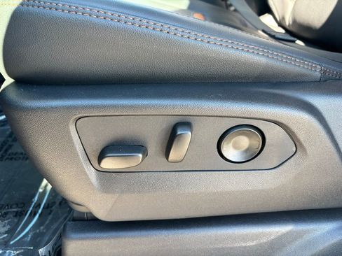 New 2026 GMC Sierra 3500 AT4 w/ AT4 Premium Plus Package image 18