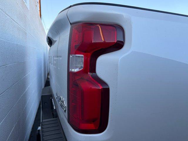 Used 2020 Chevrolet Silverado 3500 High Country AWD/4WD image 11