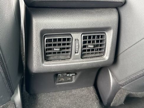 Used 2025 Toyota Camry SE FWD image 22
